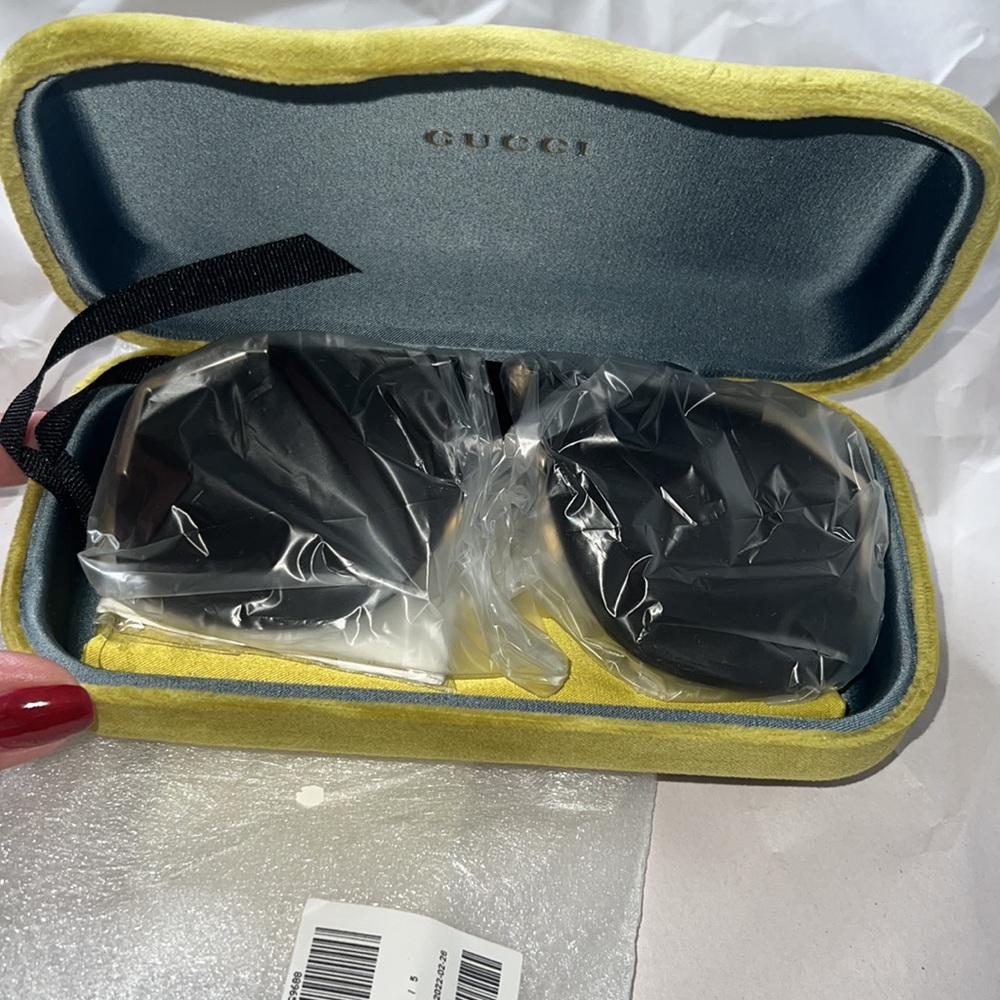 NWT Gucci full GG0291s Sunglasses - Picture 4 of 16